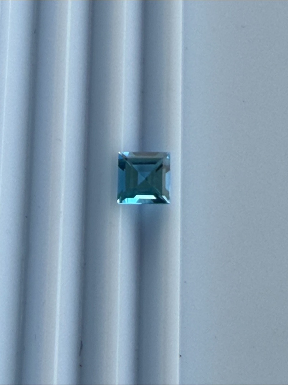 Square Emerald-Cut Blue Topaz Gemstone 1.34 carats